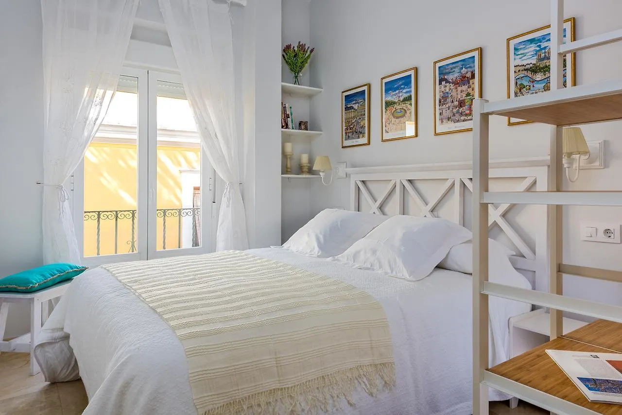 Apartment Genteel Home San Isidoro Seville